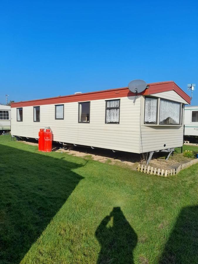 Kings Caravan - Family Groups Only - Very Quiet Park Villa Skegness Exteriör bild