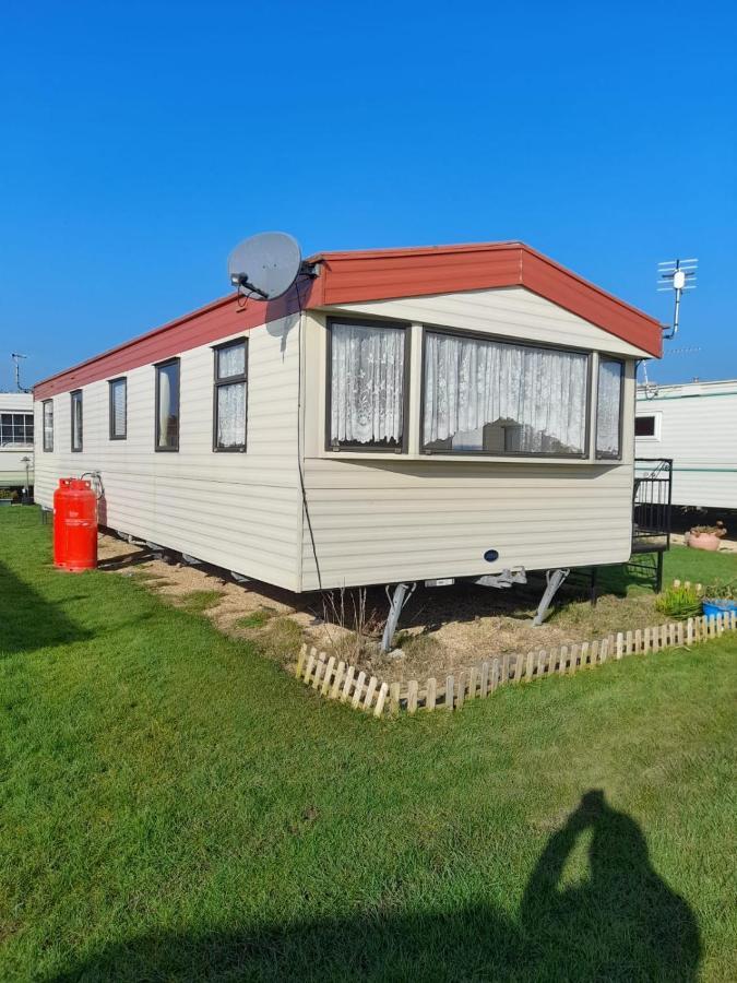Kings Caravan - Family Groups Only - Very Quiet Park Villa Skegness Exteriör bild