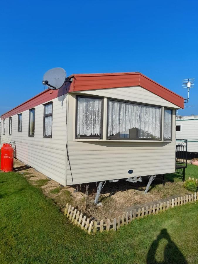 Kings Caravan - Family Groups Only - Very Quiet Park Villa Skegness Exteriör bild