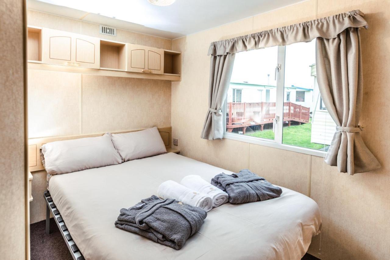 Kings Caravan - Family Groups Only - Very Quiet Park Villa Skegness Exteriör bild